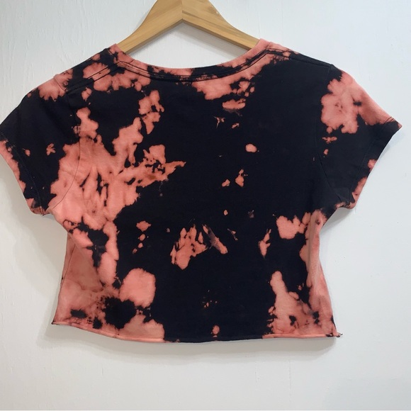 Size M Bleach Dyed Middle Finger Crop Top - Picture 2 of 4